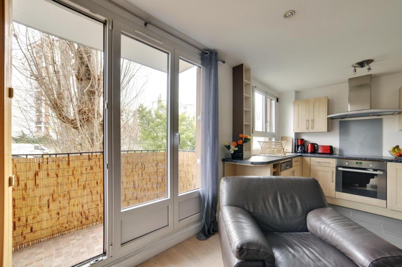 Ferienwohnung Chic Apart With Parking Saint-Denis  Exterior foto