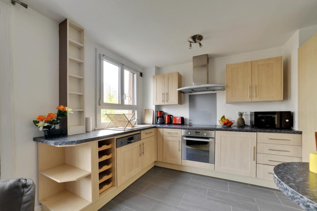 Ferienwohnung Chic Apart With Parking Saint-Denis  Exterior foto