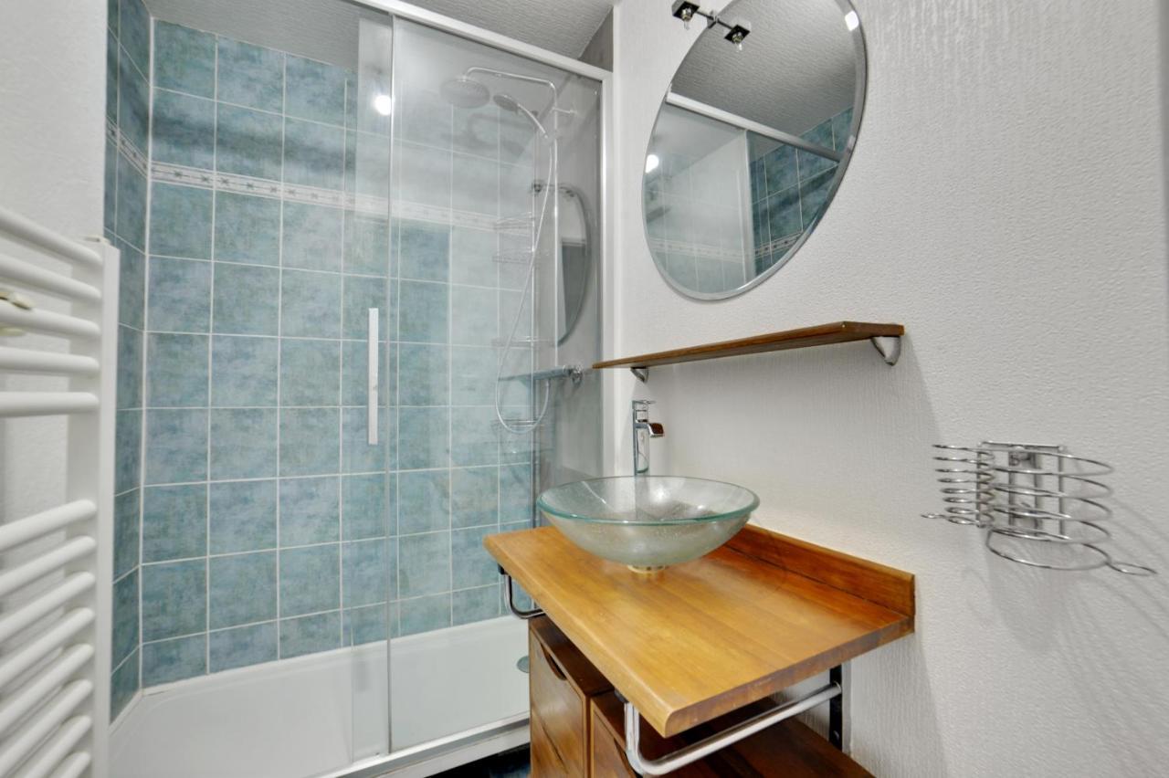 Ferienwohnung Chic Apart With Parking Saint-Denis  Exterior foto