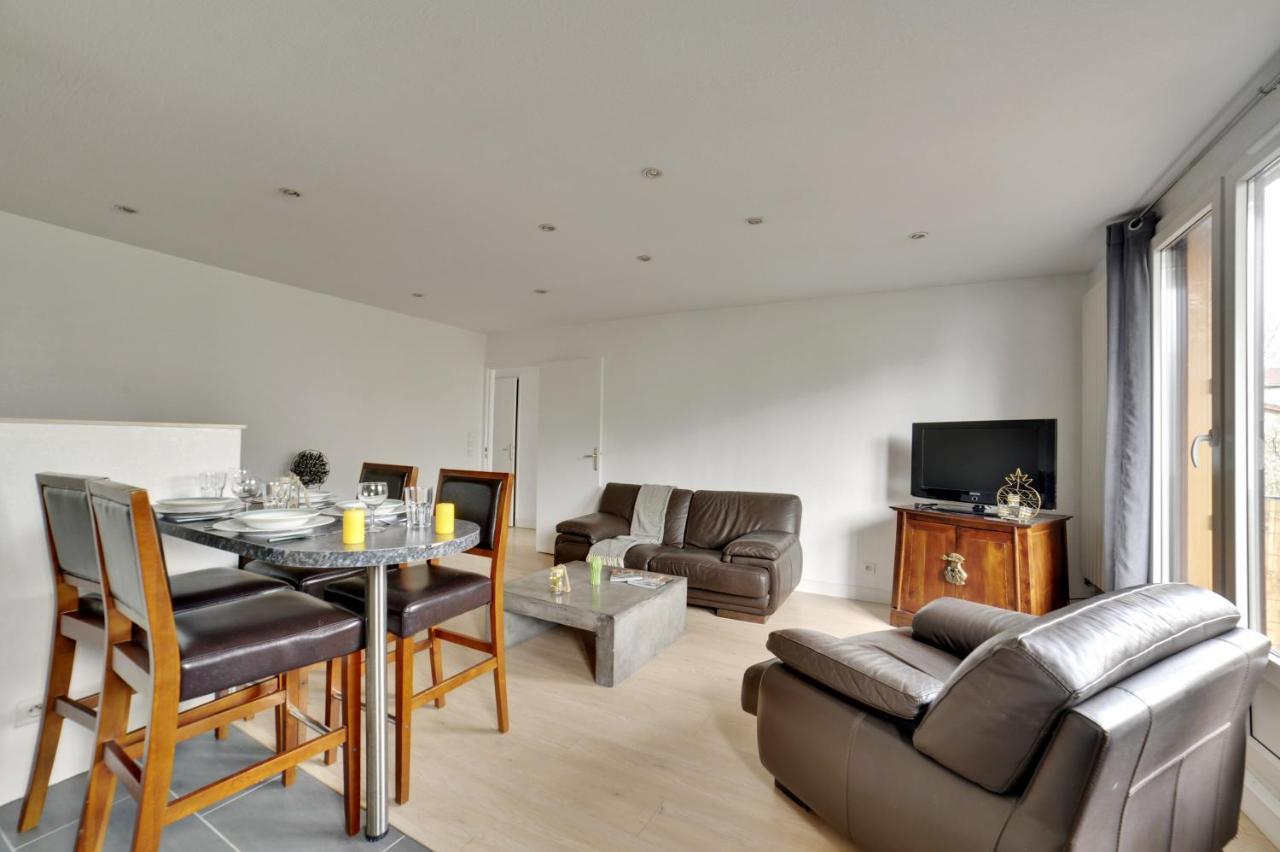 Ferienwohnung Chic Apart With Parking Saint-Denis  Exterior foto
