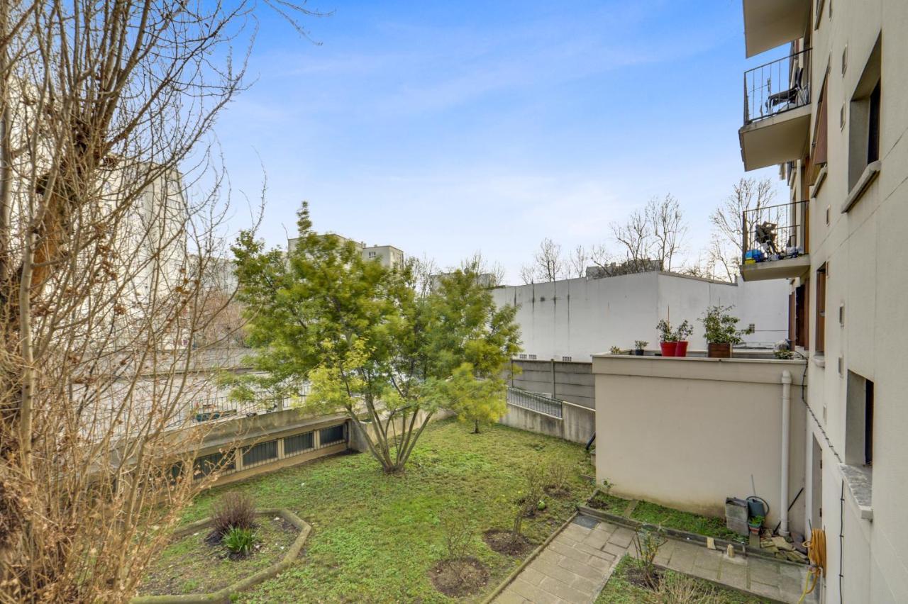 Ferienwohnung Chic Apart With Parking Saint-Denis  Exterior foto
